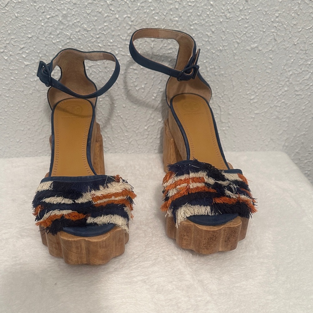 Tory Burch ALMA PLATFORM WOODEN Navy, Orange, and White Sandals, Size : 8.5 - Picture 4 of 14